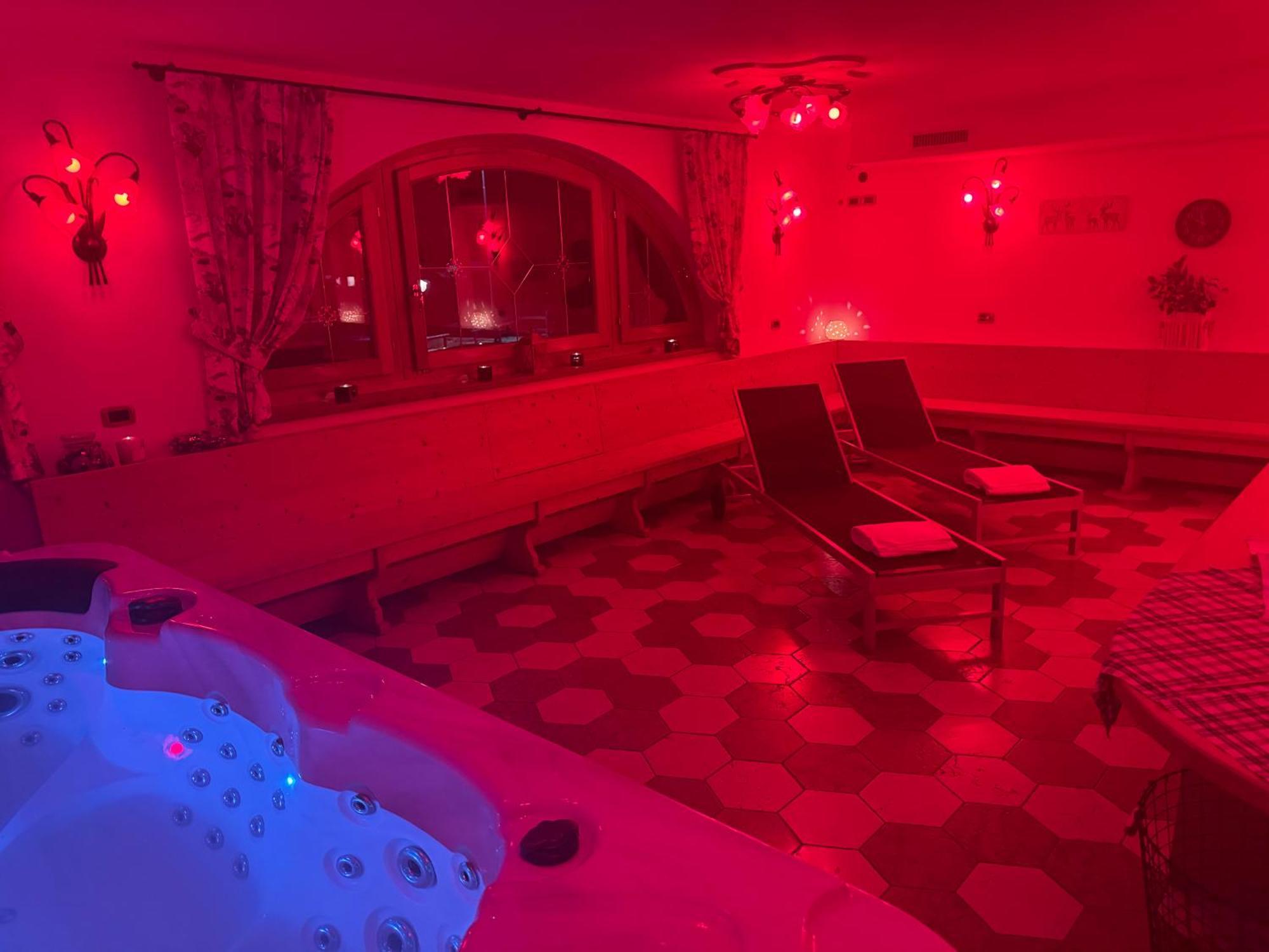 Hotel Dal Bracconiere โฟลการีดา ภายนอก รูปภาพ